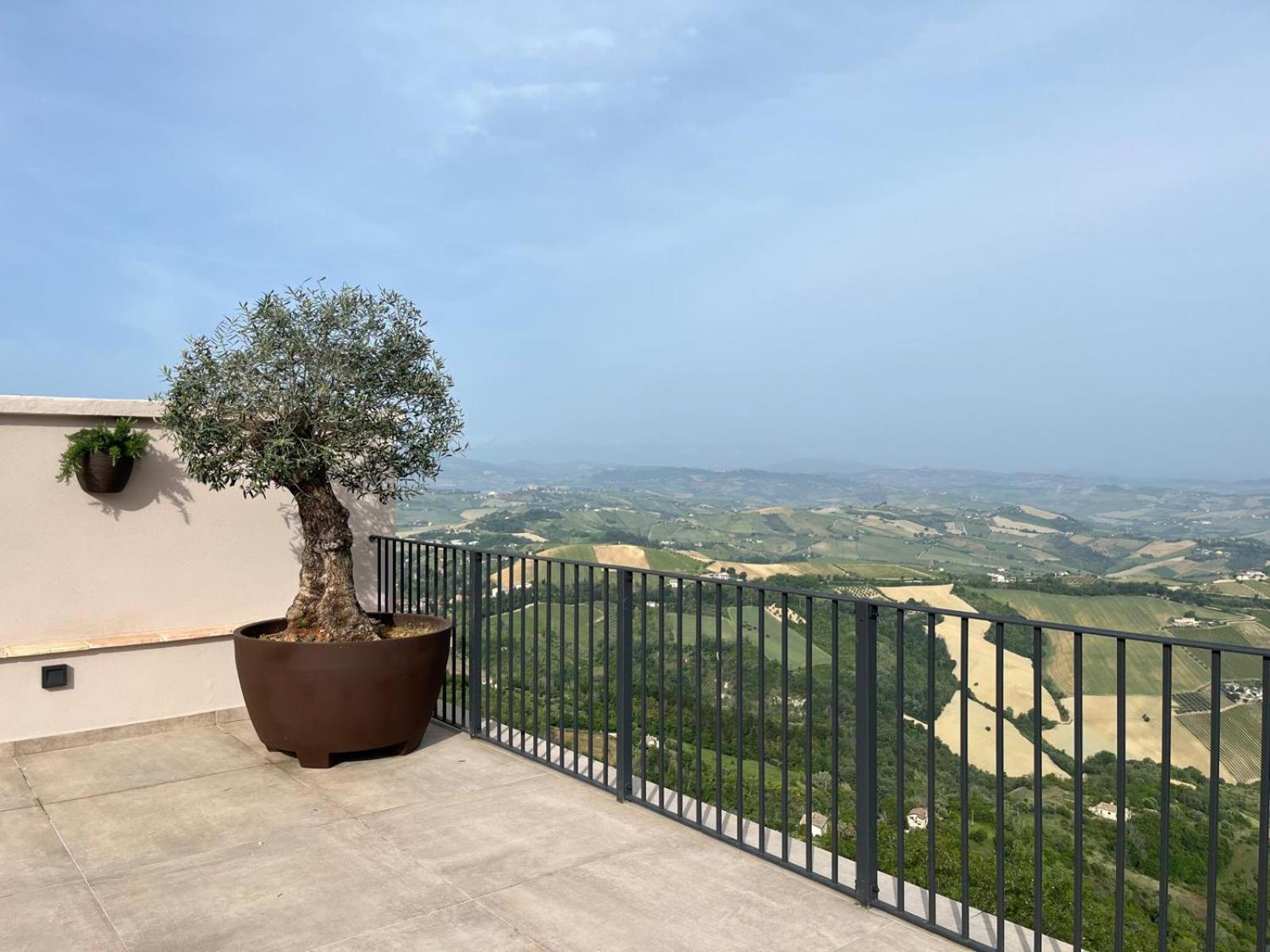 Apartamento Dimora Santa Chiara Ripatransone Exterior foto
